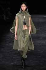 ニール バレット(Neil Barrett) 記号性｜写真50