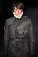 ニール バレット(Neil Barrett) 記号性｜写真59