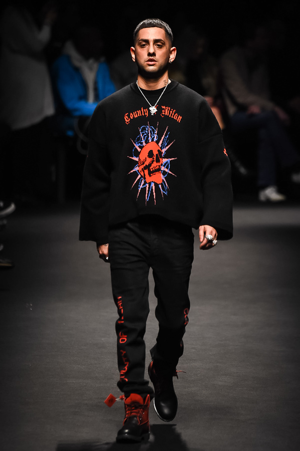 マルセロ・ブロン カウンティ・オブ・ミラン(MARCELO BURLON COUNTY OF MILAN) 2018-19年秋冬ウィメンズ&メンズコレクション シルエット - 写真14