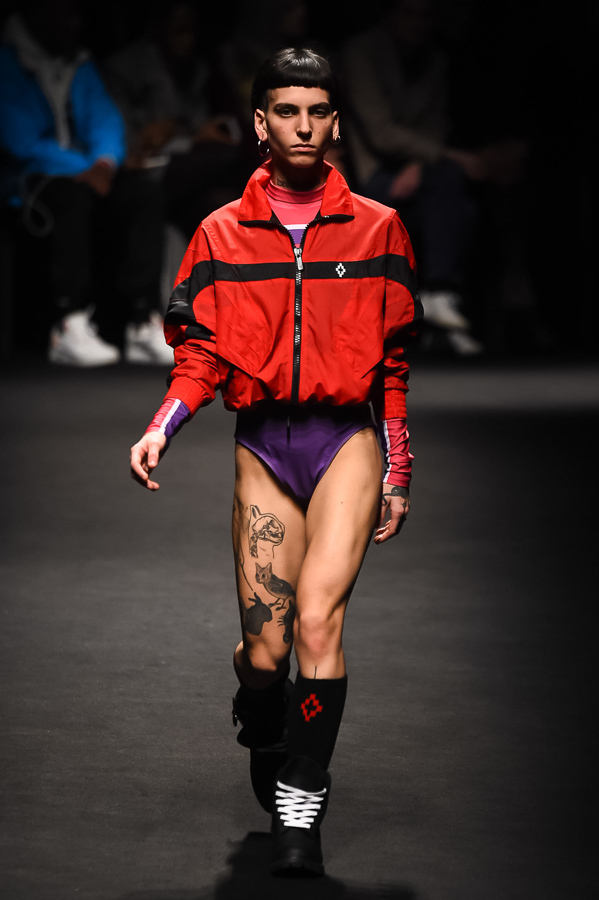 マルセロ・ブロン カウンティ・オブ・ミラン(MARCELO BURLON COUNTY OF MILAN) 2018-19年秋冬ウィメンズ&メンズコレクション  - 写真43