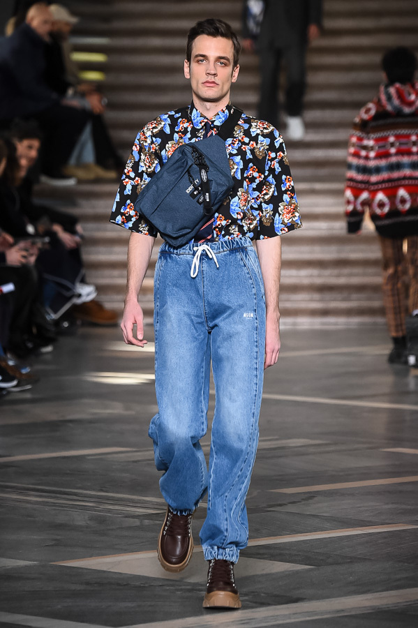 エムエスジーエム(MSGM) 2018-19年秋冬メンズコレクション  - 写真28