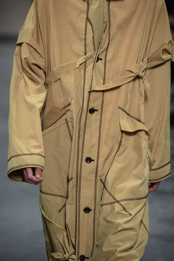 サルバム(sulvam) 2018-19年秋冬ウィメンズ&メンズコレクション  - 写真19