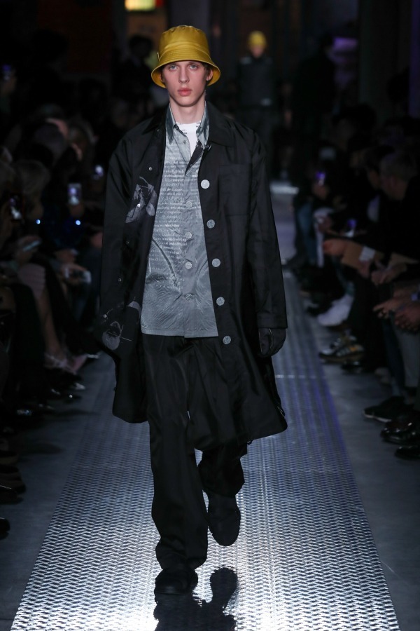 プラダ 2018-19年秋冬<span>コレクション</span> - 写真24