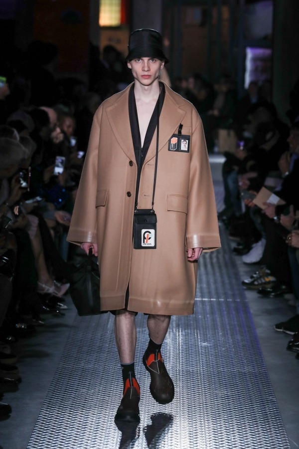 プラダ(PRADA) 2018-19年秋冬ウィメンズ&メンズコレクション  - 写真36