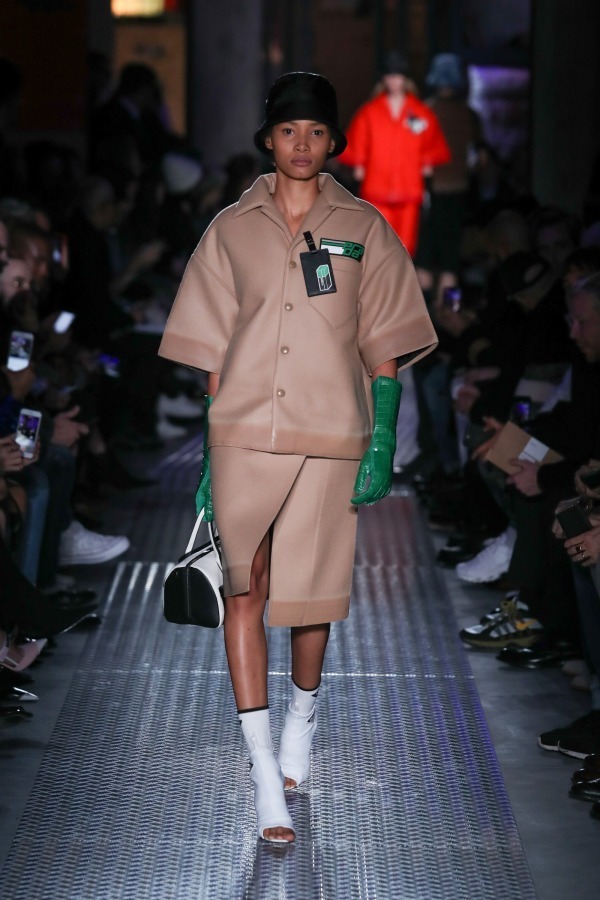 プラダ 2018-19年秋冬<span>コレクション</span> - 写真37