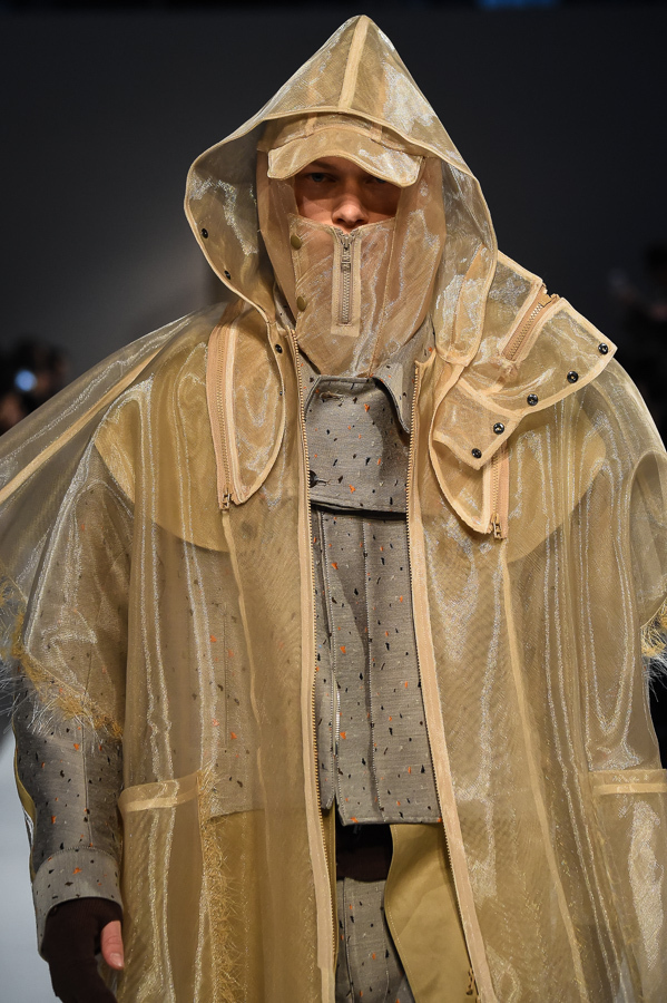 ヨシオクボ 2018-19年秋冬<span>コレクション</span> - 写真3