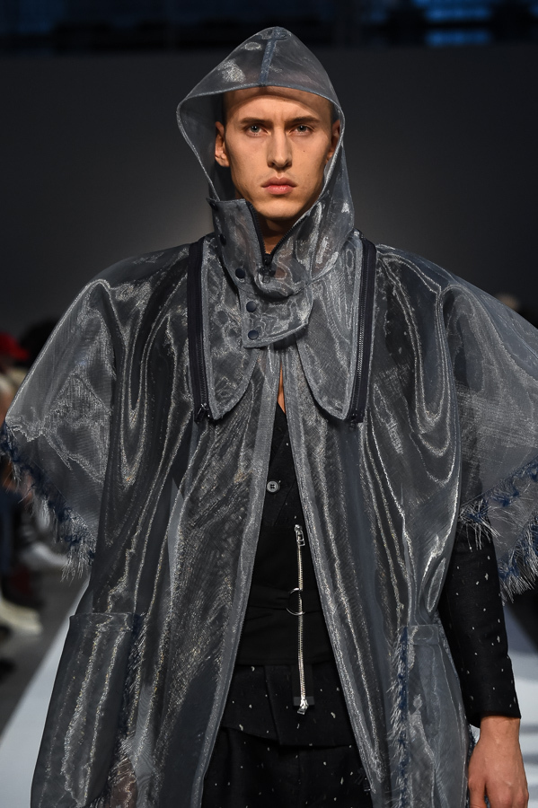 ヨシオクボ 2018-19年秋冬<span>コレクション</span> - 写真14