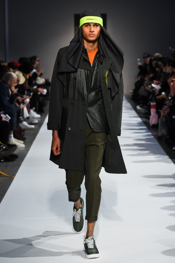 ヨシオクボ 2018-19年秋冬<span>コレクション</span> - 写真15