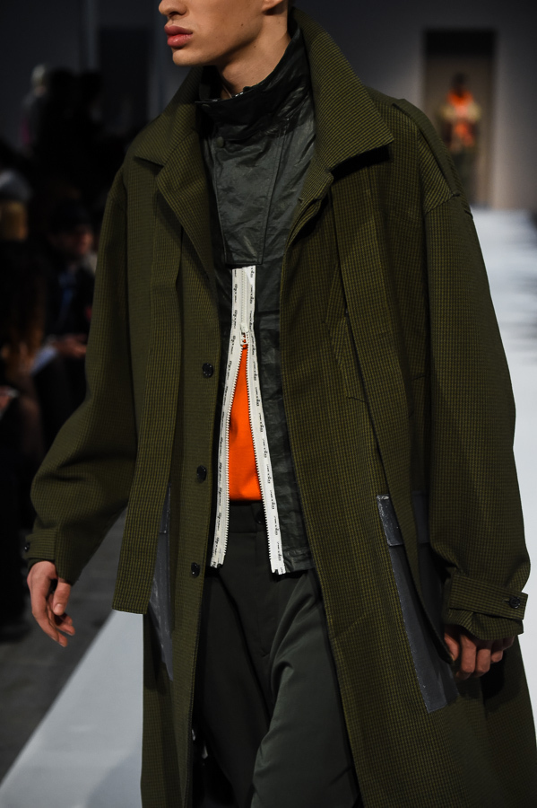 ヨシオクボ 2018-19年秋冬<span>コレクション</span> - 写真23