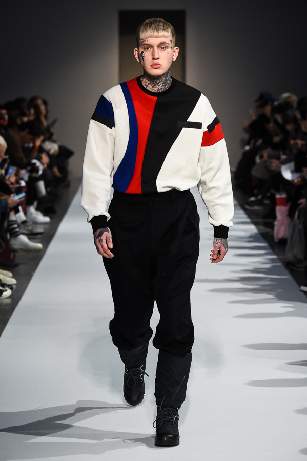 ヨシオクボ 2018-19年秋冬<span>コレクション</span> - 写真46