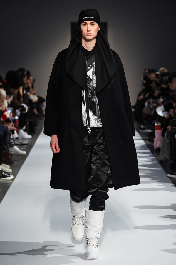 ヨシオクボ 2018-19年秋冬<span>コレクション</span> - 写真49