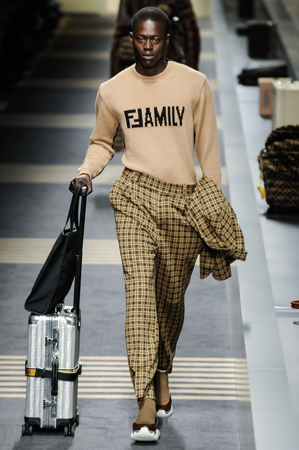 フェンディ(FENDI) 2018-19年秋冬メンズコレクション  - 写真6