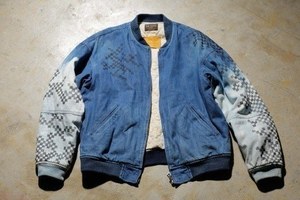 ミスターオリーブ×MUU、80年代漂うチェッカーフラッグペイント＆刺繍の限定ブルゾン