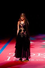 トクコプルミエヴォル 2012年秋冬コレクション - ファンタジックなトルコの旅｜写真1