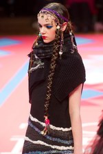 トクコプルミエヴォル 2012年秋冬コレクション - ファンタジックなトルコの旅｜写真53