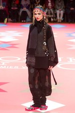 トクコプルミエヴォル 2012年秋冬コレクション - ファンタジックなトルコの旅｜写真58