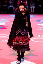 トクコプルミエヴォル 2012年秋冬コレクション - ファンタジックなトルコの旅｜写真72