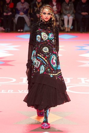 トクコプルミエヴォル 2012年秋冬コレクション - ファンタジックなトルコの旅｜写真35