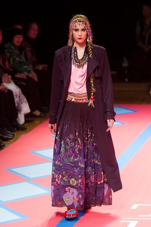 トクコプルミエヴォル 2012年秋冬コレクション - ファンタジックなトルコの旅｜写真38