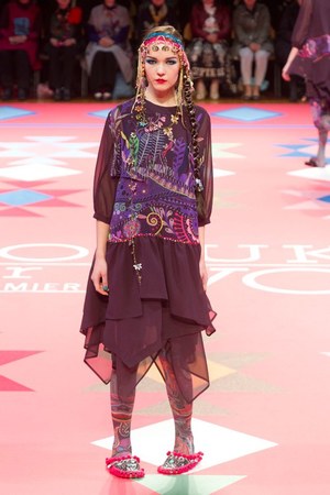 トクコプルミエヴォル 2012年秋冬コレクション - ファンタジックなトルコの旅｜写真44