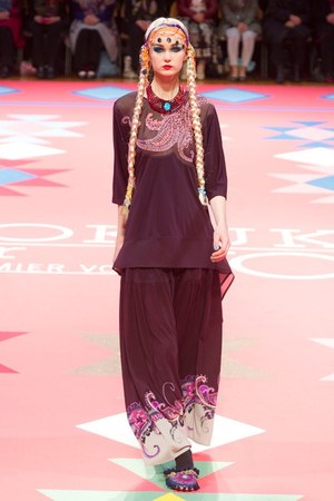 トクコプルミエヴォル 2012年秋冬コレクション - ファンタジックなトルコの旅｜写真48