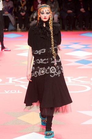 トクコプルミエヴォル 2012年秋冬コレクション - ファンタジックなトルコの旅｜写真54