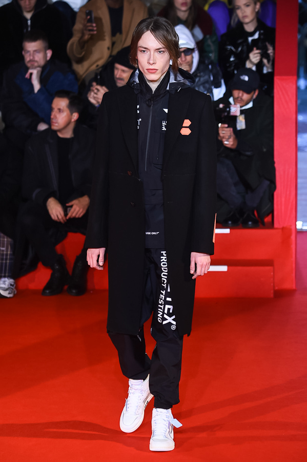 オフ-ホワイト (OFF-WHITE) 2018-19年秋冬ウィメンズ&メンズコレクション シルエット - 写真21