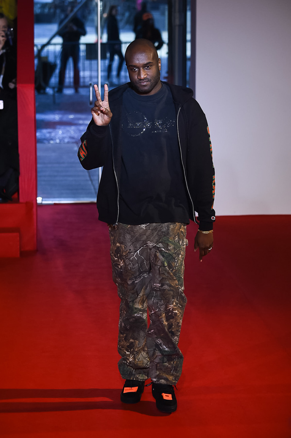 オフ-ホワイト (OFF-WHITE) 2018-19年秋冬ウィメンズ&メンズコレクション シルエット - 写真32