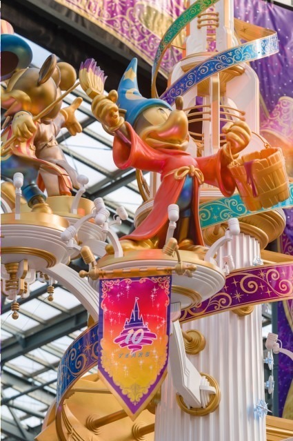 東京ディズニーリゾート35周年「ハピエストセレブレーション！」ミッキーたちの新パレード｜写真54