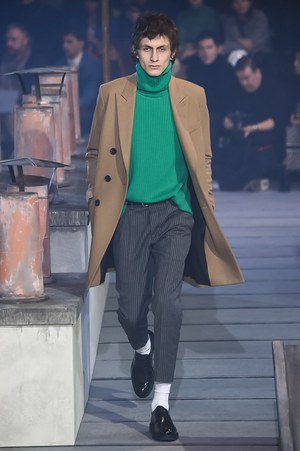 アミ アレクサンドル マテュッシ2018年秋冬コレクション - 2人の恋の逃避行｜写真9