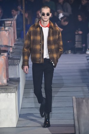 アミ アレクサンドル マテュッシ2018年秋冬コレクション - 2人の恋の逃避行｜写真31