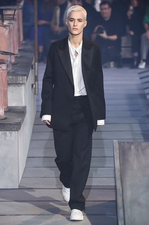 アミ アレクサンドル マテュッシ2018年秋冬コレクション - 2人の恋の逃避行｜写真39