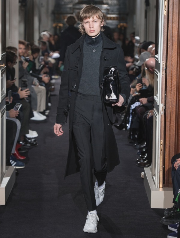 ヴァレンティノ(VALENTINO) 2018-19年秋冬メンズコレクション  - 写真11