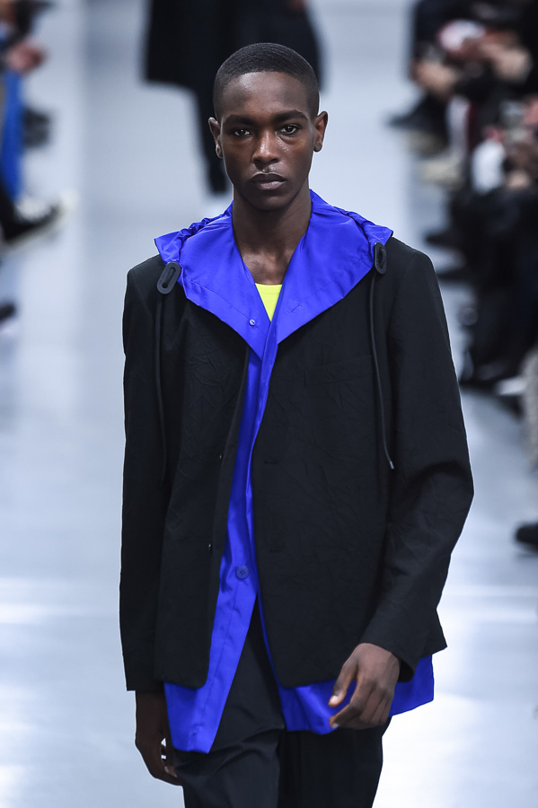 イッセイ ミヤケ メン(ISSEY MIYAKE MEN) 2018-19年秋冬メンズコレクション  - 写真12