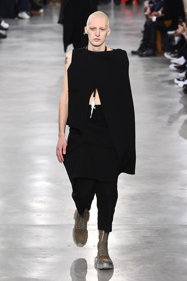 リック・オウエンス(Rick Owens) 2018-19年秋冬メンズコレクション シルエット - 写真14