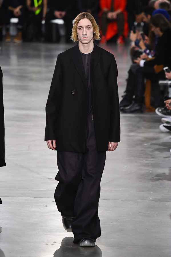 リック・オウエンス(Rick Owens) 2018-19年秋冬メンズコレクション  - 写真34