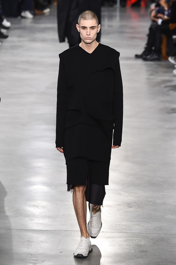 リック・オウエンス(Rick Owens) 2018-19年秋冬メンズコレクション  - 写真36