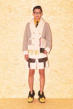 バナル シック ビザール 2012-13年秋冬コレクション -　自分の着たい服をストレートに表現｜写真1