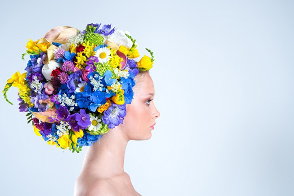 ピアニスト｜花結い師TAKAYA×岡本知高コラボイベント、奇跡の歌声＆ダンスで"人と花を結ぶ"