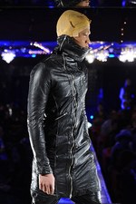 ノゾミ イシグロ オートクチュール 2012年秋冬コレクション - 想いを託した服作りでタブーに挑戦｜写真2