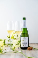 デンマーク発・サマーバード オーガニックのバレンタイン、バラが香るふわふわメレンゲのチョコ｜写真3