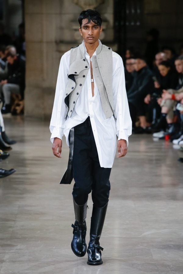 アン ドゥムルメステール(ANN DEMEULEMEESTER) 2018-19年秋冬メンズコレクション  - 写真8