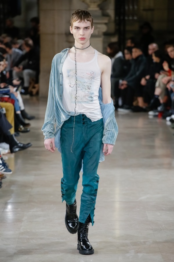 アン ドゥムルメステール(ANN DEMEULEMEESTER) 2018-19年秋冬メンズコレクション  - 写真29