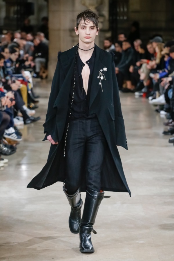 アン ドゥムルメステール(ANN DEMEULEMEESTER) 2018-19年秋冬メンズコレクション  - 写真39