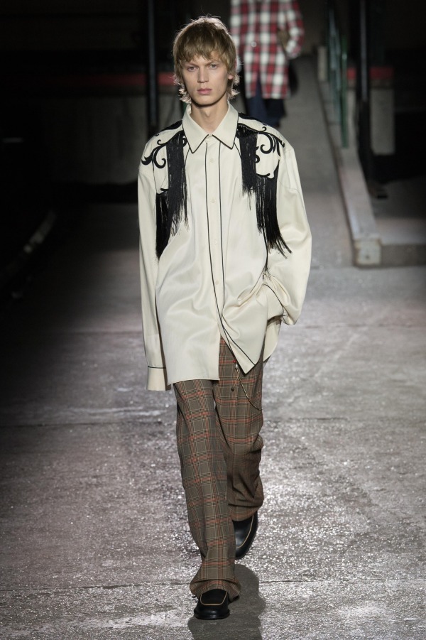 ドリス ヴァン ノッテン(DRIES VAN NOTEN) 2018-19年秋冬メンズコレクション  - 写真4