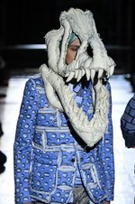 コム デ ギャルソン・オム プリュス 2018年秋冬コレクション - 白が示唆する反骨精神｜写真4