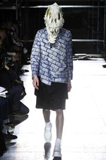 コム デ ギャルソン・オム プリュス 2018年秋冬コレクション - 白が示唆する反骨精神｜写真15