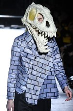 コム デ ギャルソン・オム プリュス 2018年秋冬コレクション - 白が示唆する反骨精神｜写真16