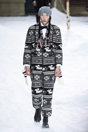 トム ブラウン 18 19年秋冬コレクション 雪降る街 紳士を夢見る子 ファッションプレス