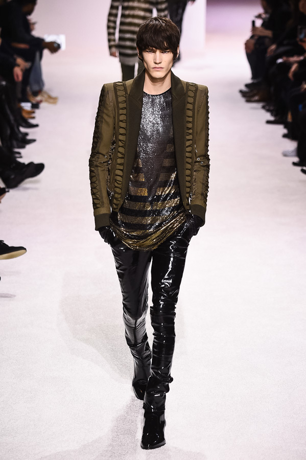 バルマン(BALMAIN) 2018-19年秋冬ウィメンズ&メンズコレクション シルエット - 写真1